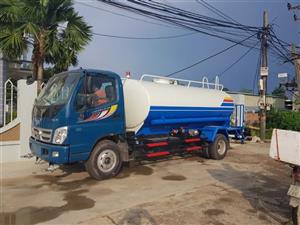 Xe tưới nước rửa đường 8 khối Thaco - Đời 2021