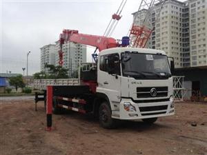 xe tải gắn cẩu tự hành 8 tấn unic dongfeng