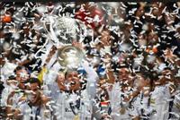 Hứa trọn đời với Real, Ronaldo quay lưng PSG-Man City