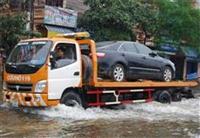 Kinh nghiệm lái xe đi qua vùng nước lụt